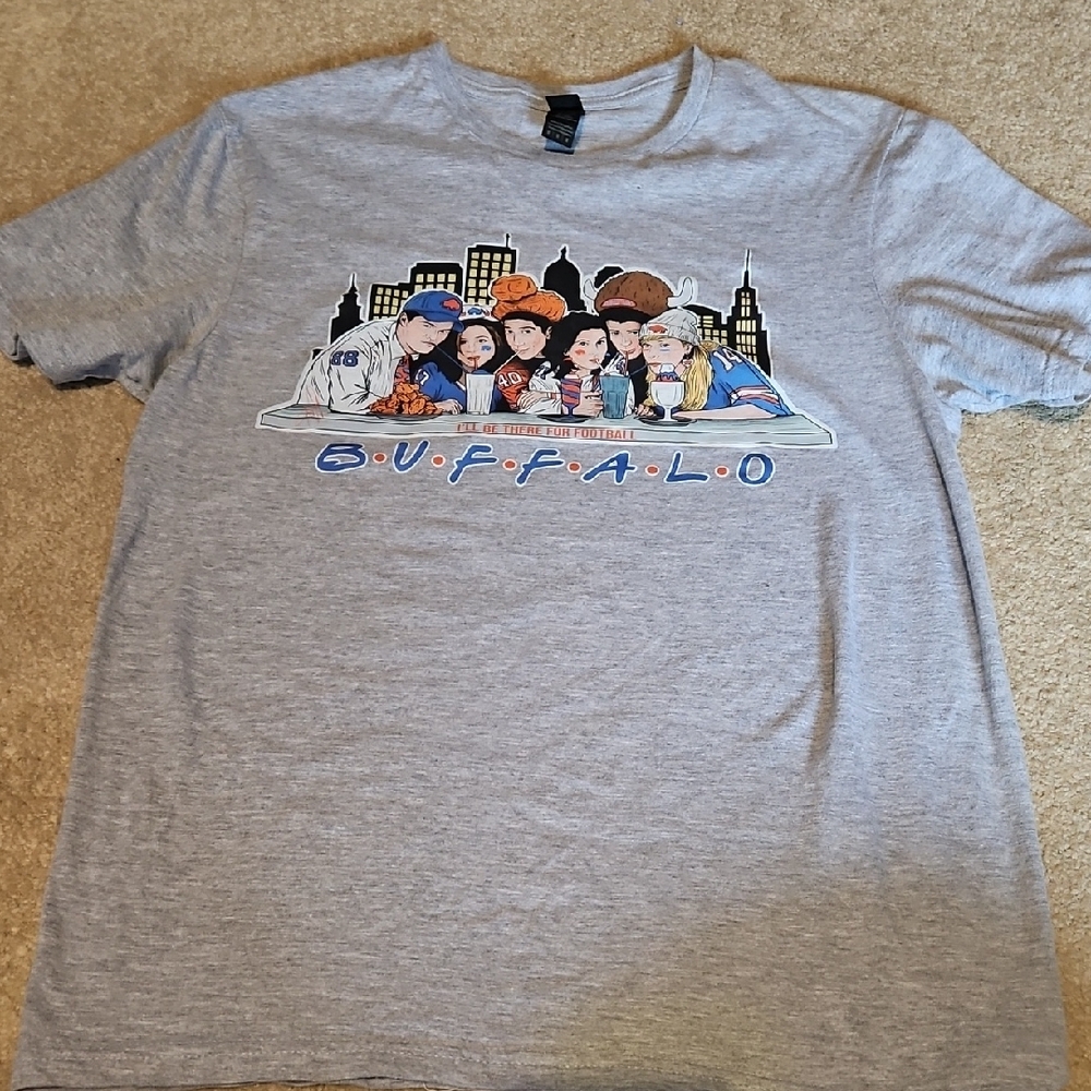 Gray Graphic T-Shirt with Buffalo Design